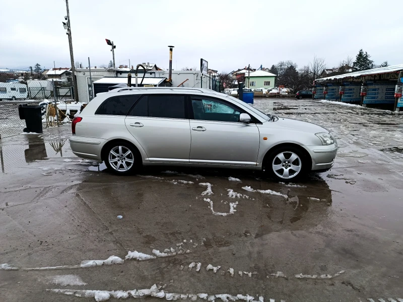 Toyota Avensis T-25, снимка 2 - Автомобили и джипове - 53581654