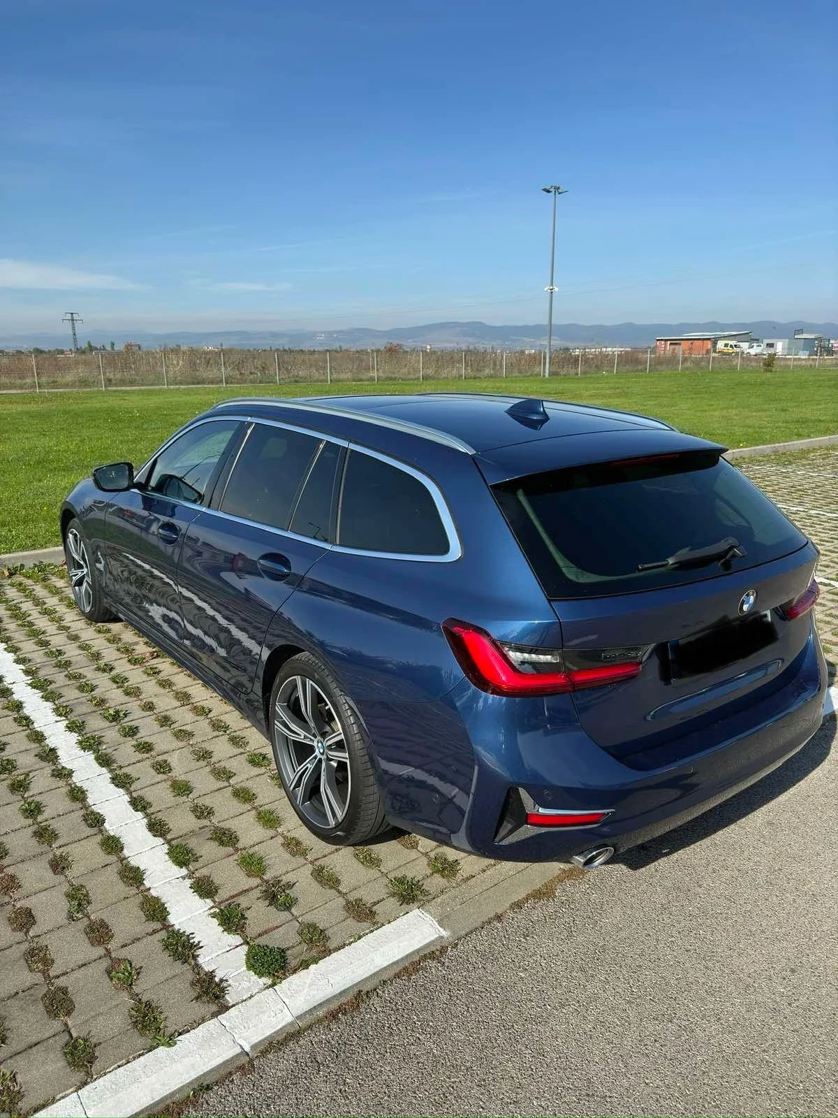 BMW 320 xDrive - изображение 2