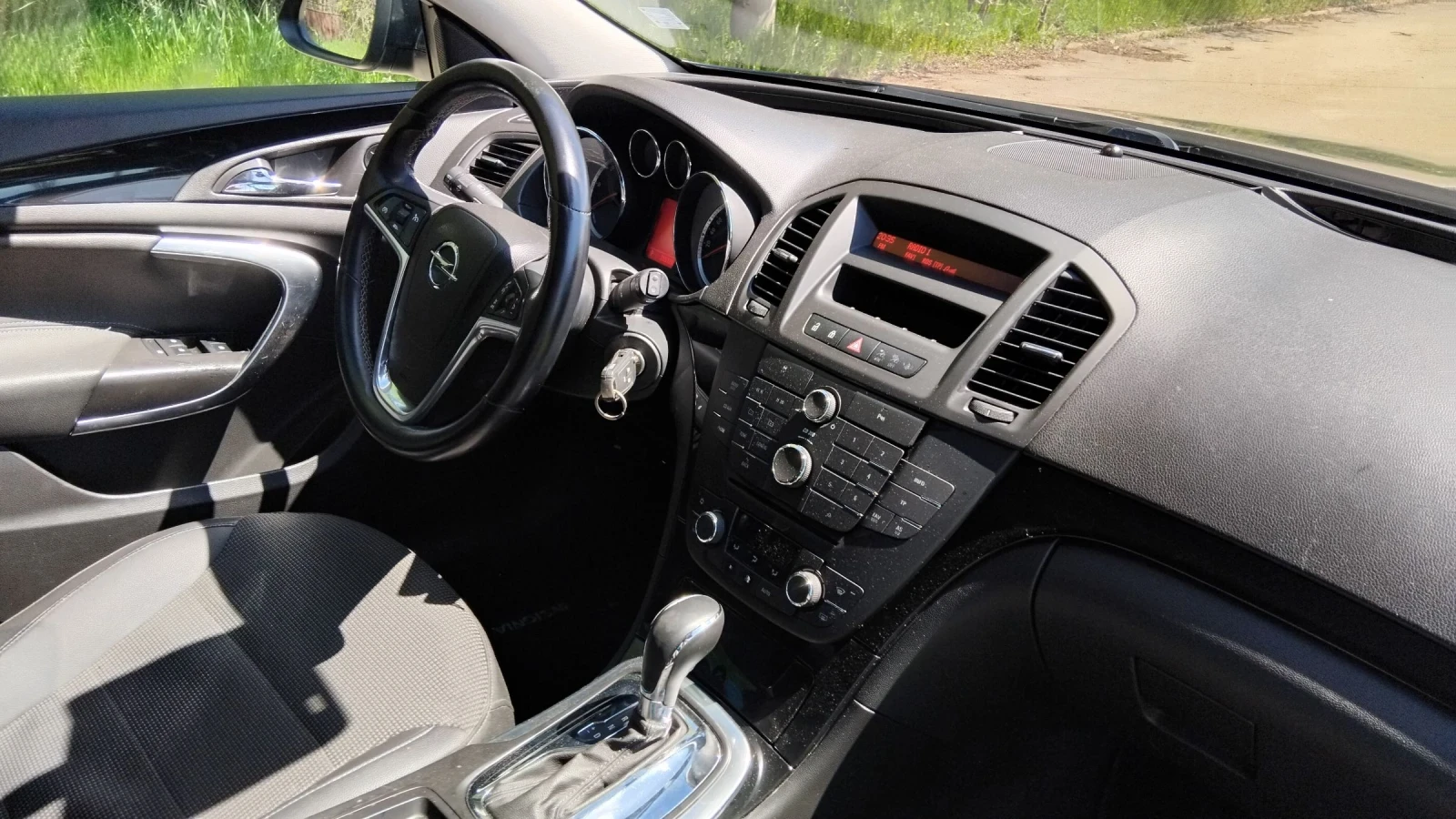 Opel Insignia 2000, 130к - изображение 6