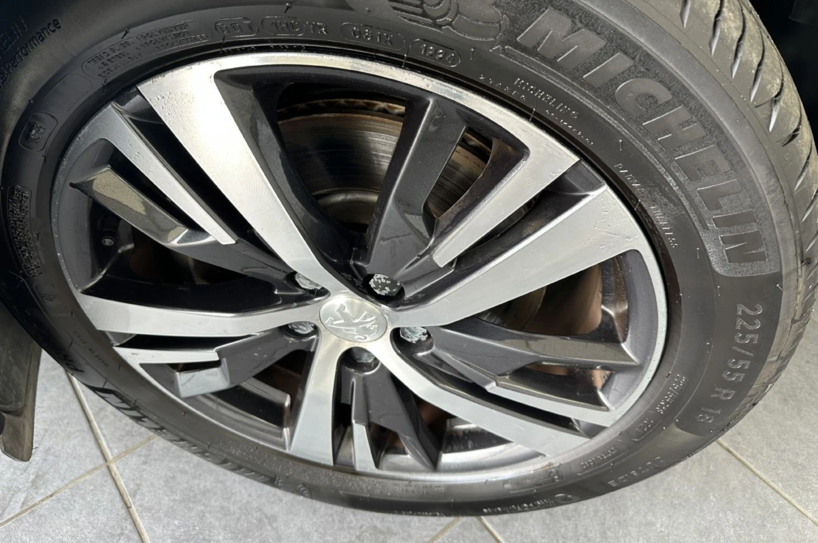 Peugeot 3008 Hybrid 225 Allure 1, 6 Plug-ln hybrid - изображение 5