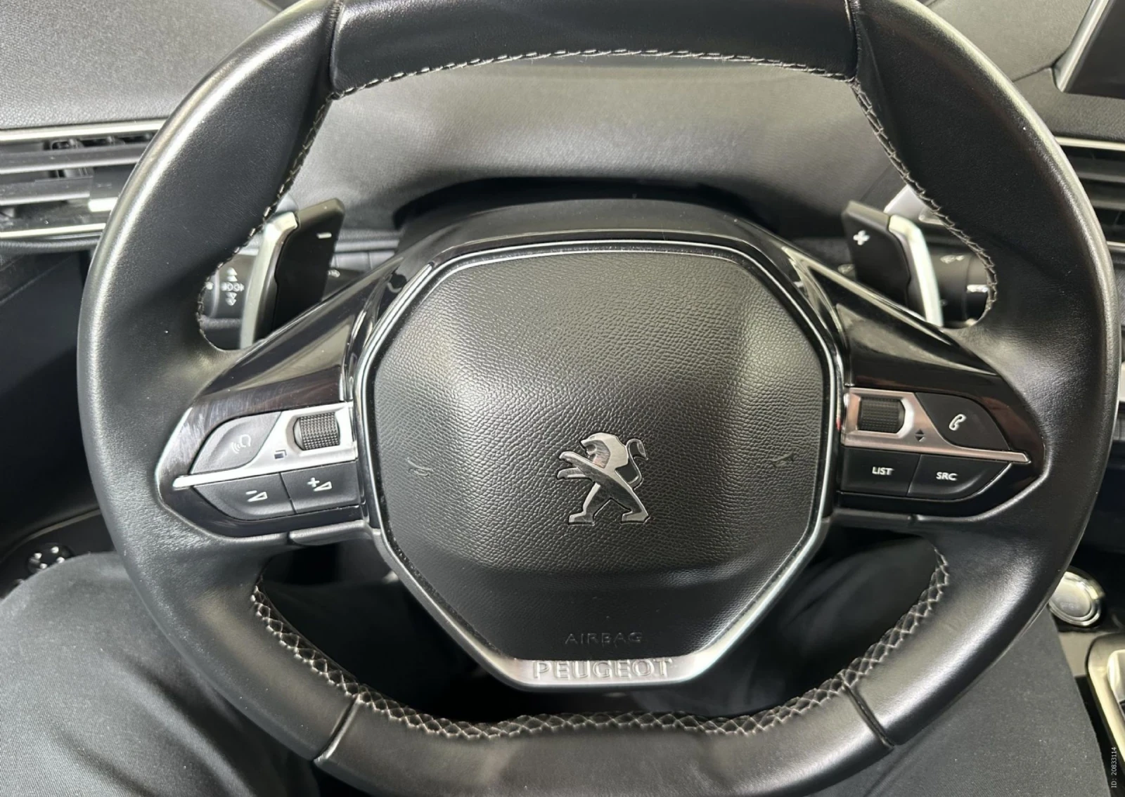 Peugeot 3008 Hybrid 225 Allure 1, 6 Plug-ln hybrid - изображение 7