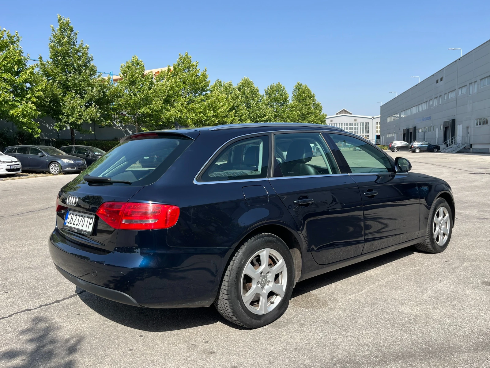 Audi A4 2.0TDI 143кс - изображение 4