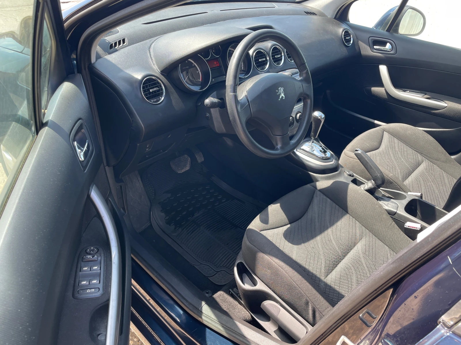 Peugeot 308 1.6i auto - изображение 9