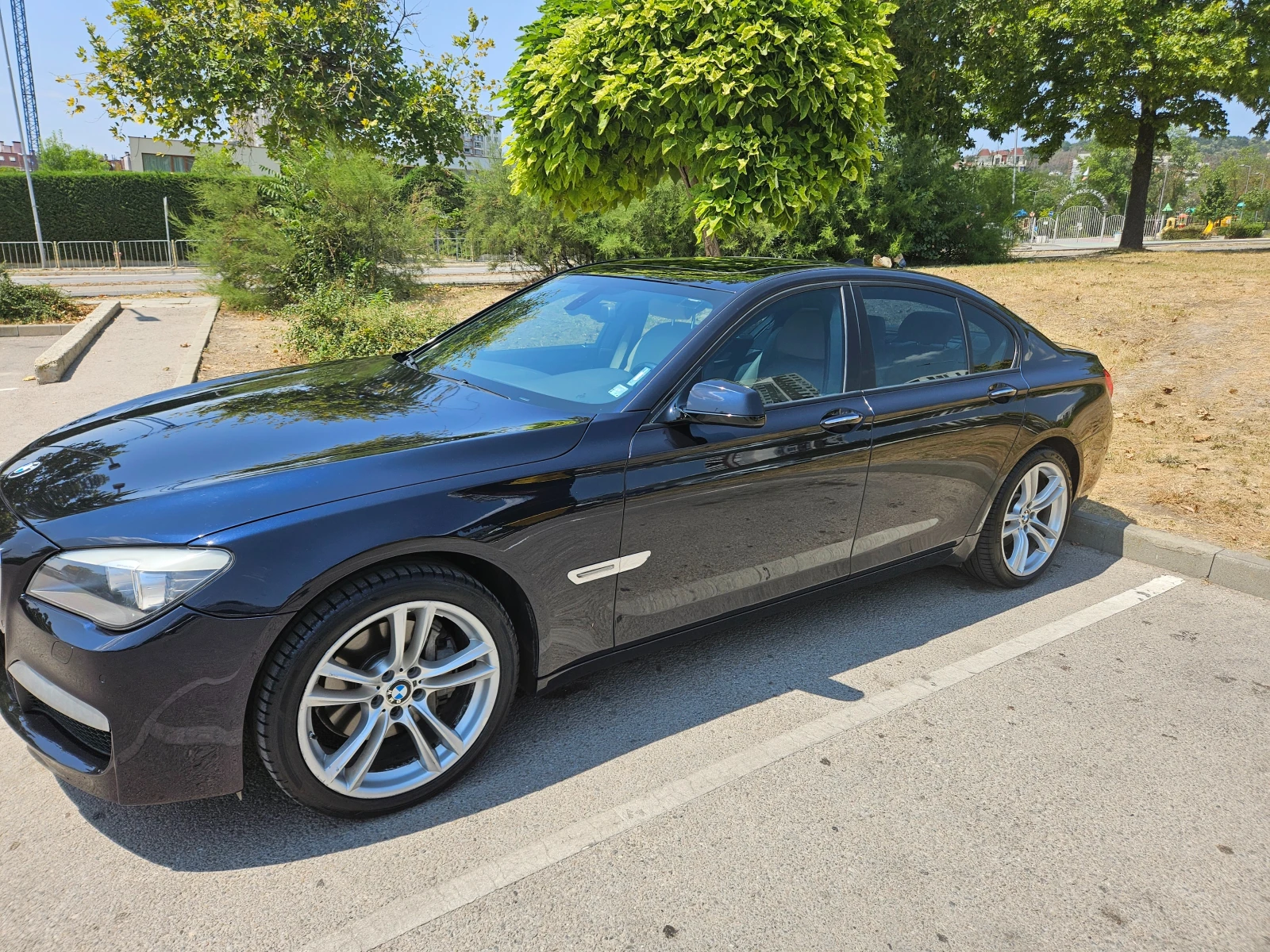 BMW 740 | Mobile.bg   1