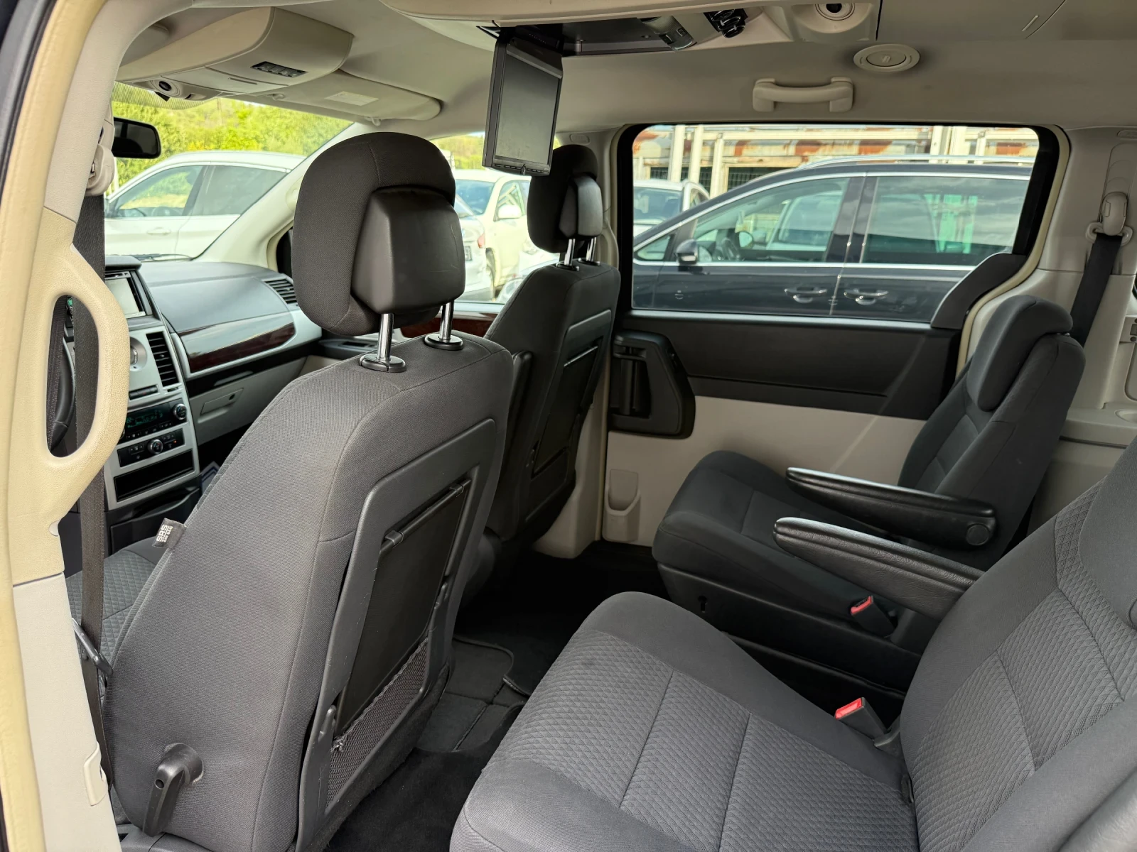 Chrysler Gr.voyager 2.8crdi 163k.c * DVD* NOVA*  - изображение 8