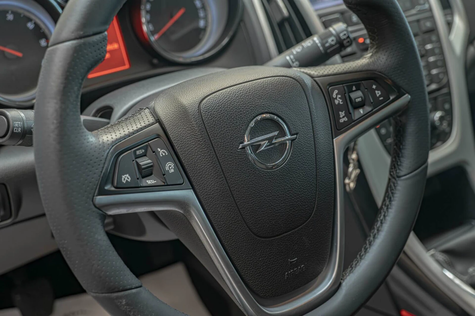 Opel Astra Coupe/GTC/Автопилот/Sport/Navi - изображение 8