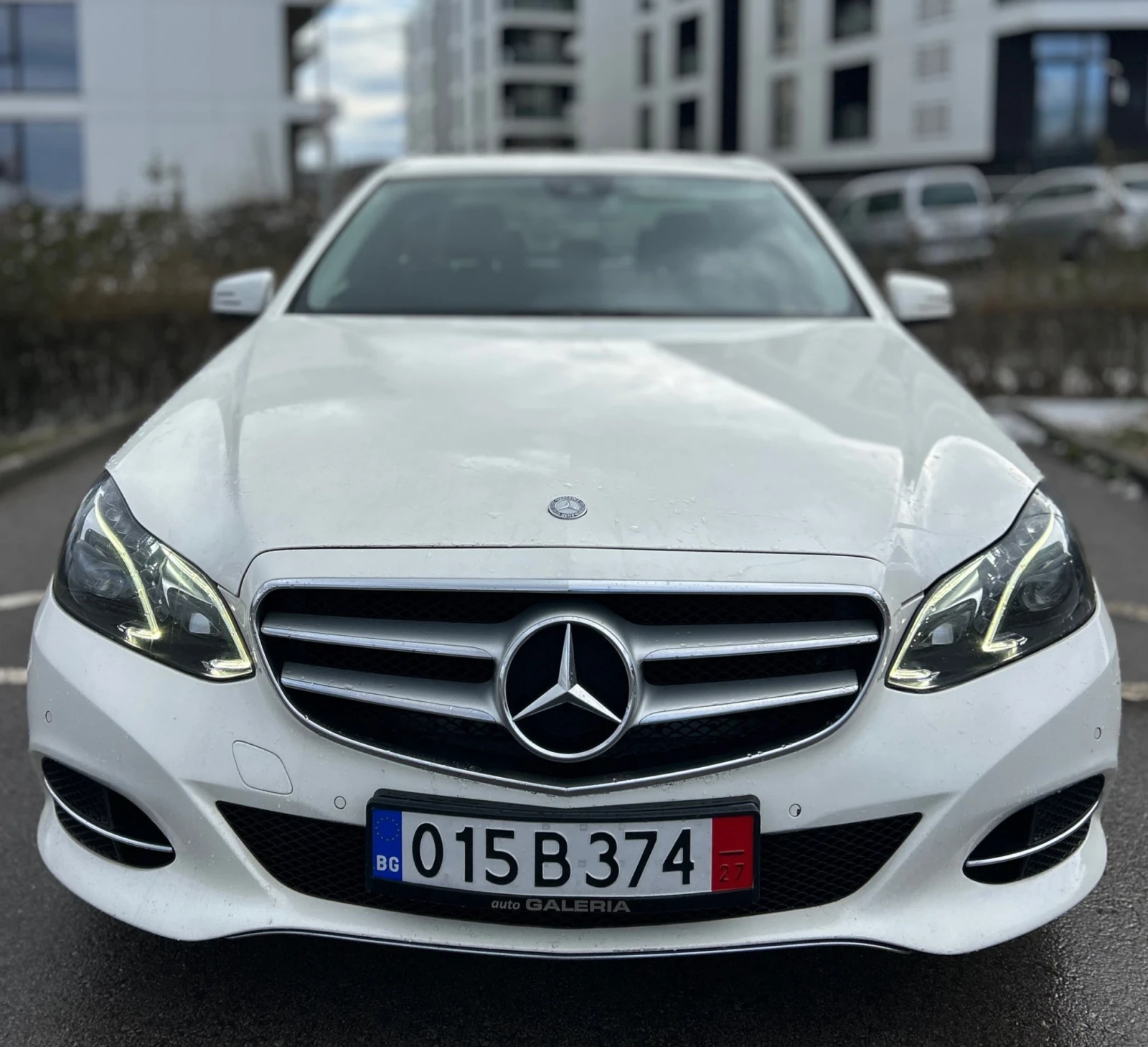 Mercedes-Benz E 220  BlueEFFICIENCY* FULL LED* 7G TRONIC - изображение 4