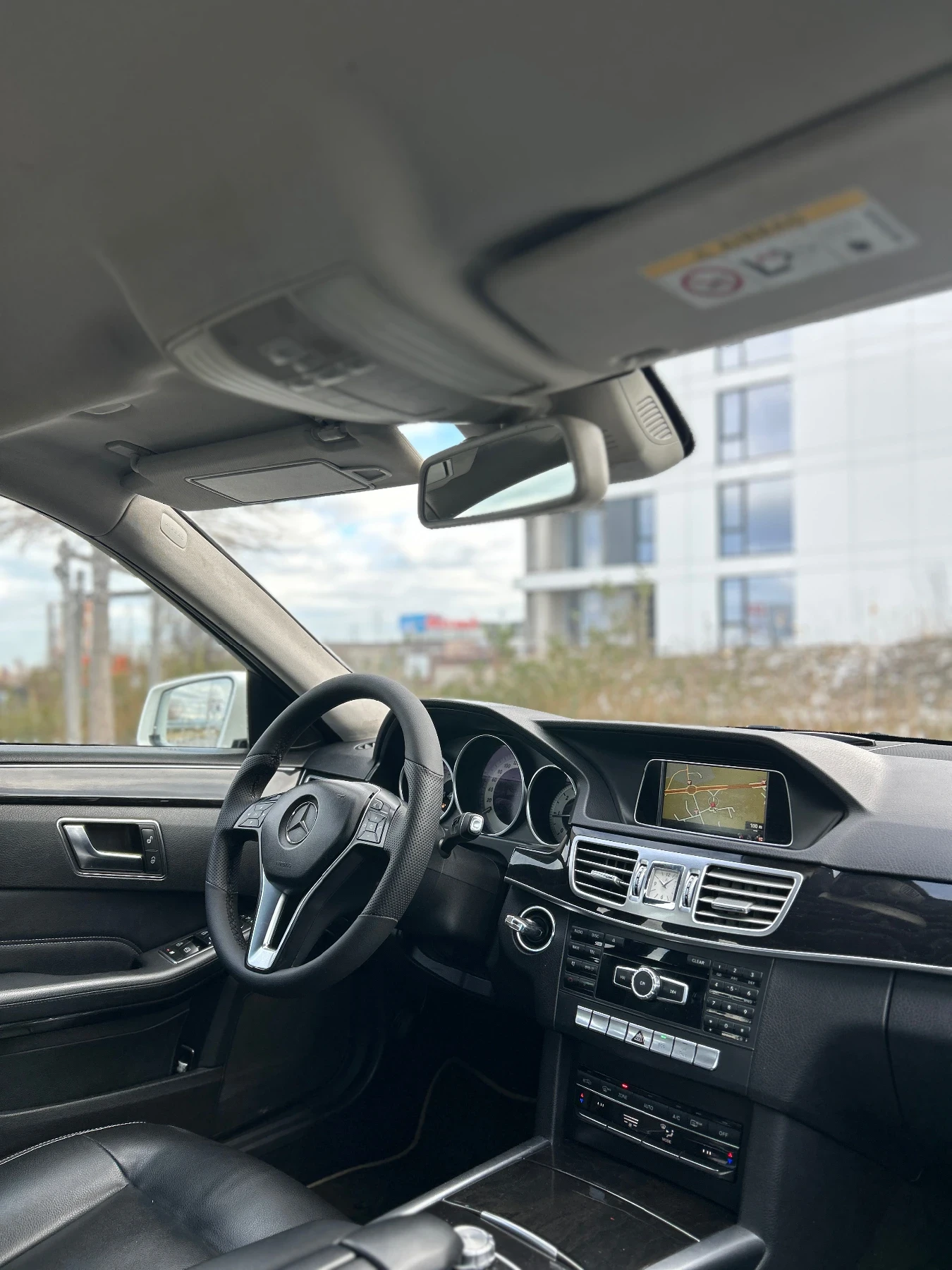 Mercedes-Benz E 220  BlueEFFICIENCY* FULL LED* 7G TRONIC | Mobile.bg � ����������� 12