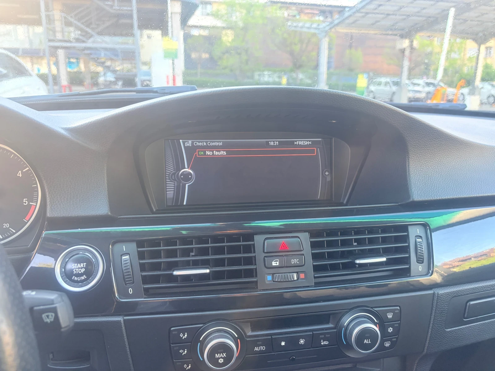 BMW 318, снимка 11 - Автомобили и джипове - 54322104