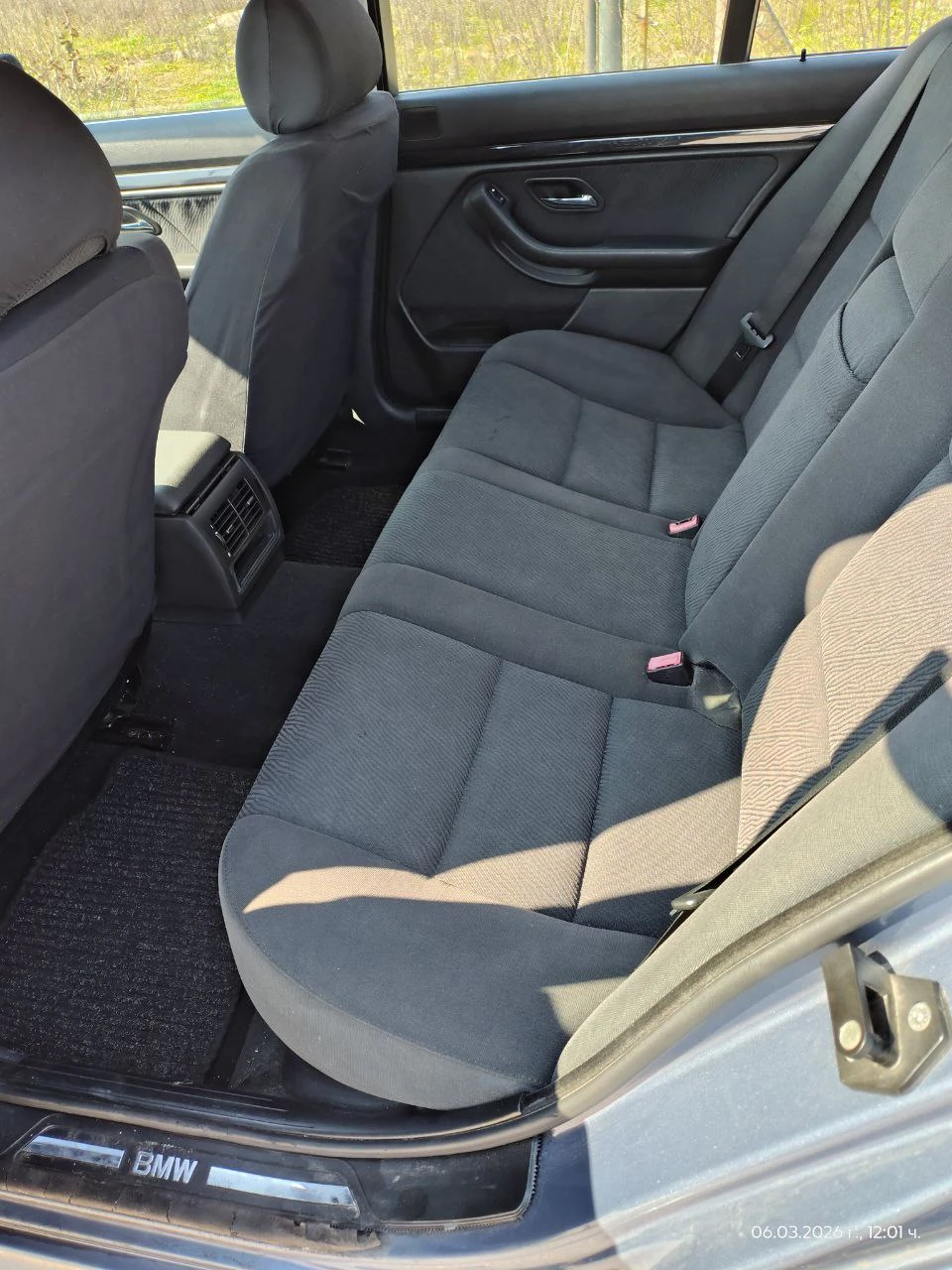 BMW 520, снимка 14 - Автомобили и джипове - 53745728