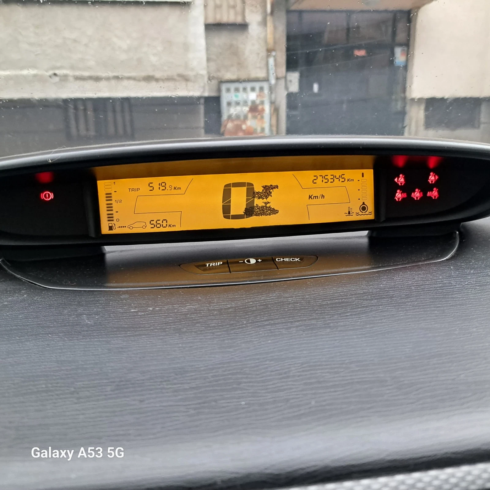 Citroen C4, снимка 8 - Автомобили и джипове - 53836571