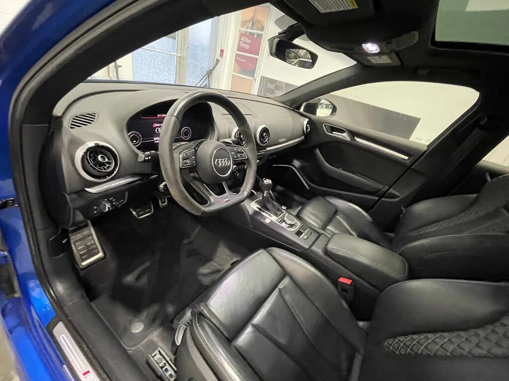 Audi Rs3 2.5T quattro* АвтоКредит* (Цена до БГ) , снимка 13 - Автомобили и джипове - 53919562