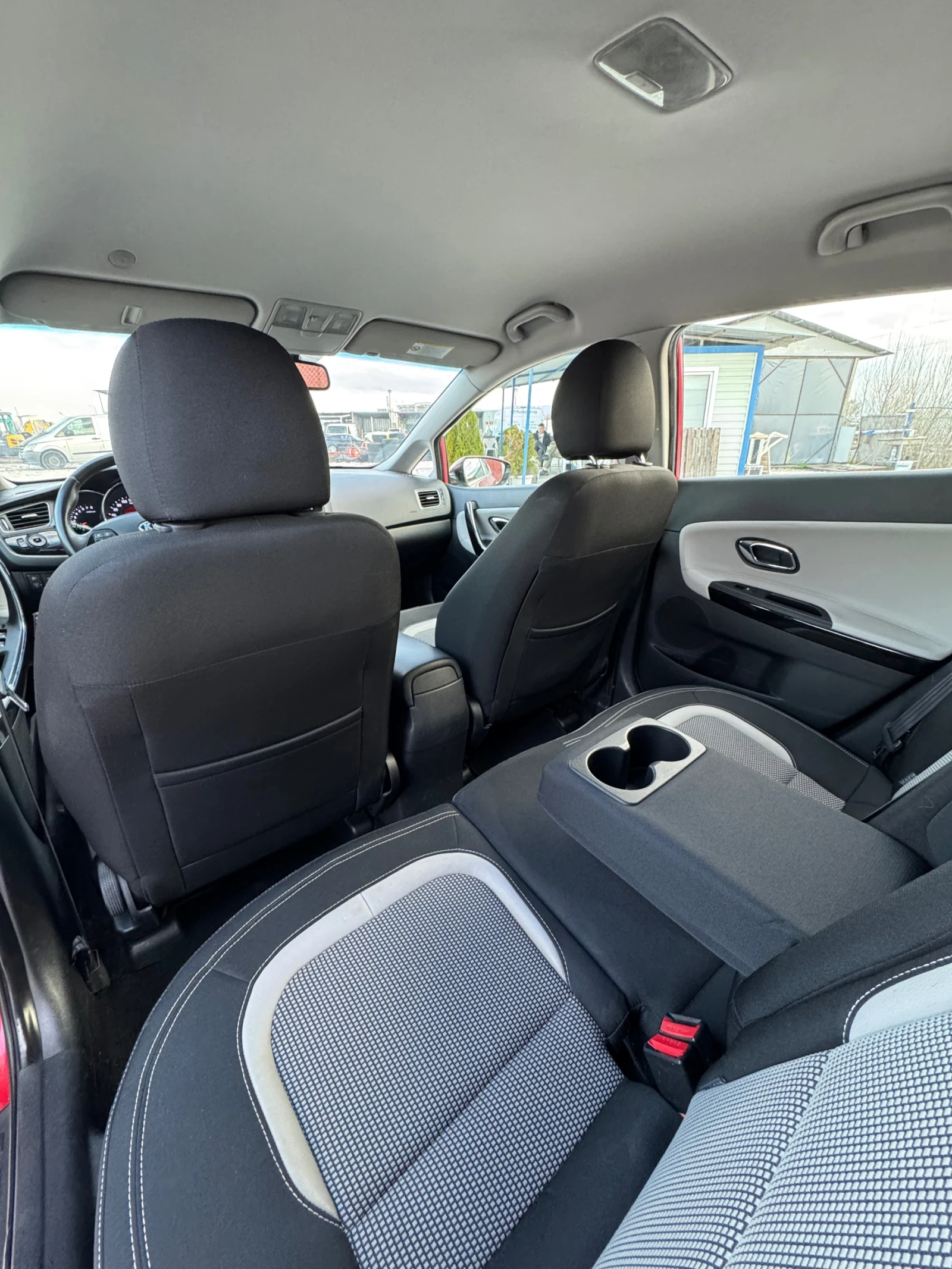 Kia Ceed 1.6 GDI Navi Executive , снимка 9 - Автомобили и джипове - 54049730