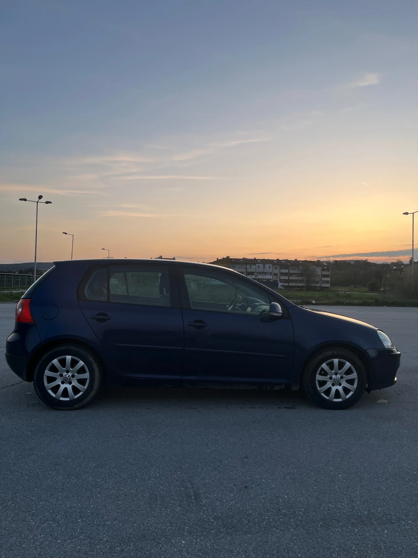 VW Golf, снимка 4 - Автомобили и джипове - 54230536