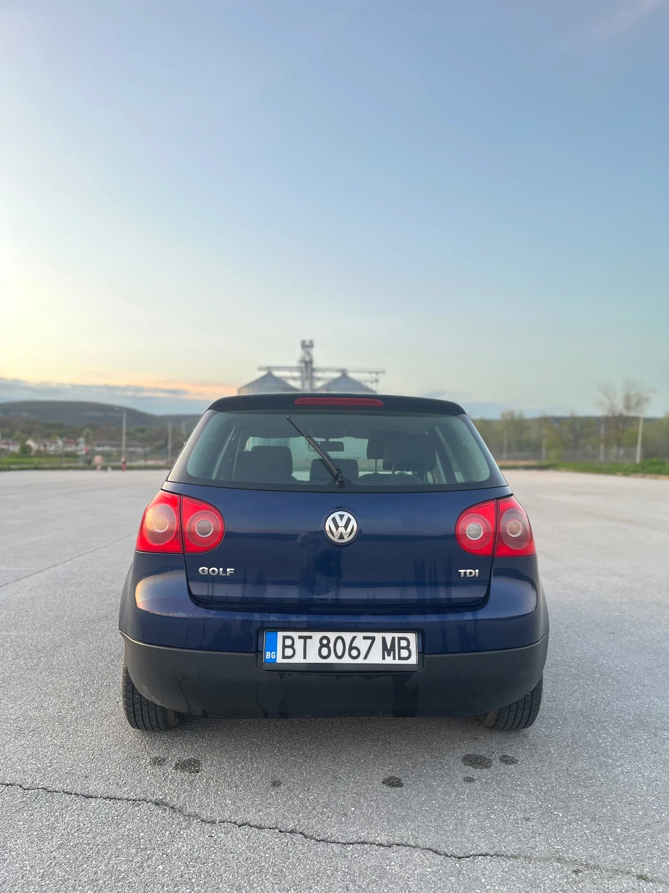 VW Golf, снимка 6 - Автомобили и джипове - 54230536