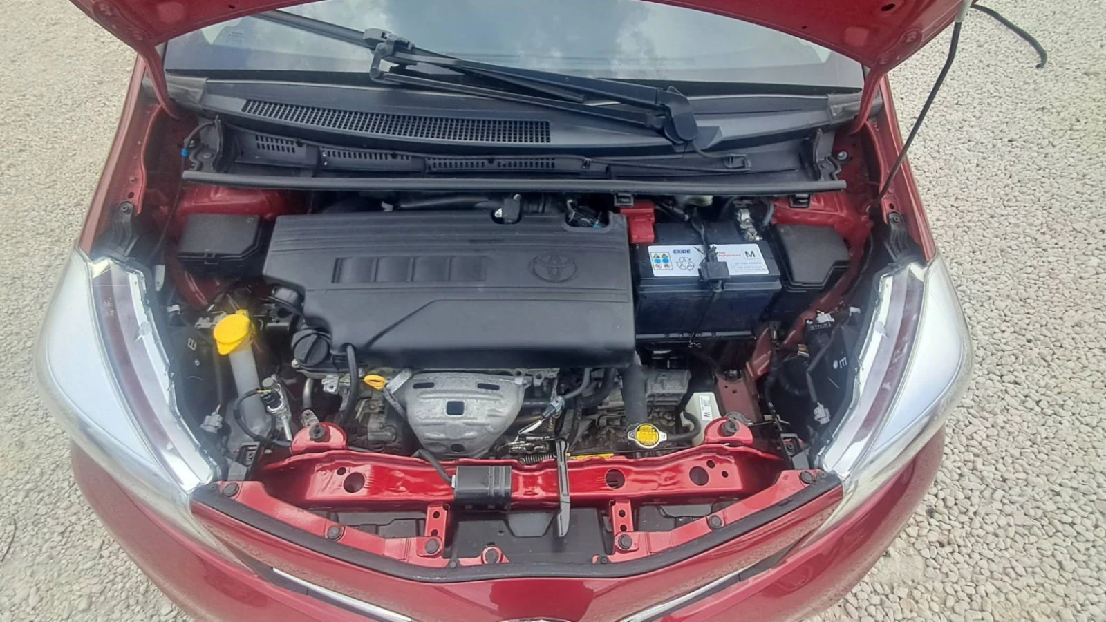 Toyota Yaris 1.3Бензин FACE-LIFT , снимка 14 - Автомобили и джипове - 54622181