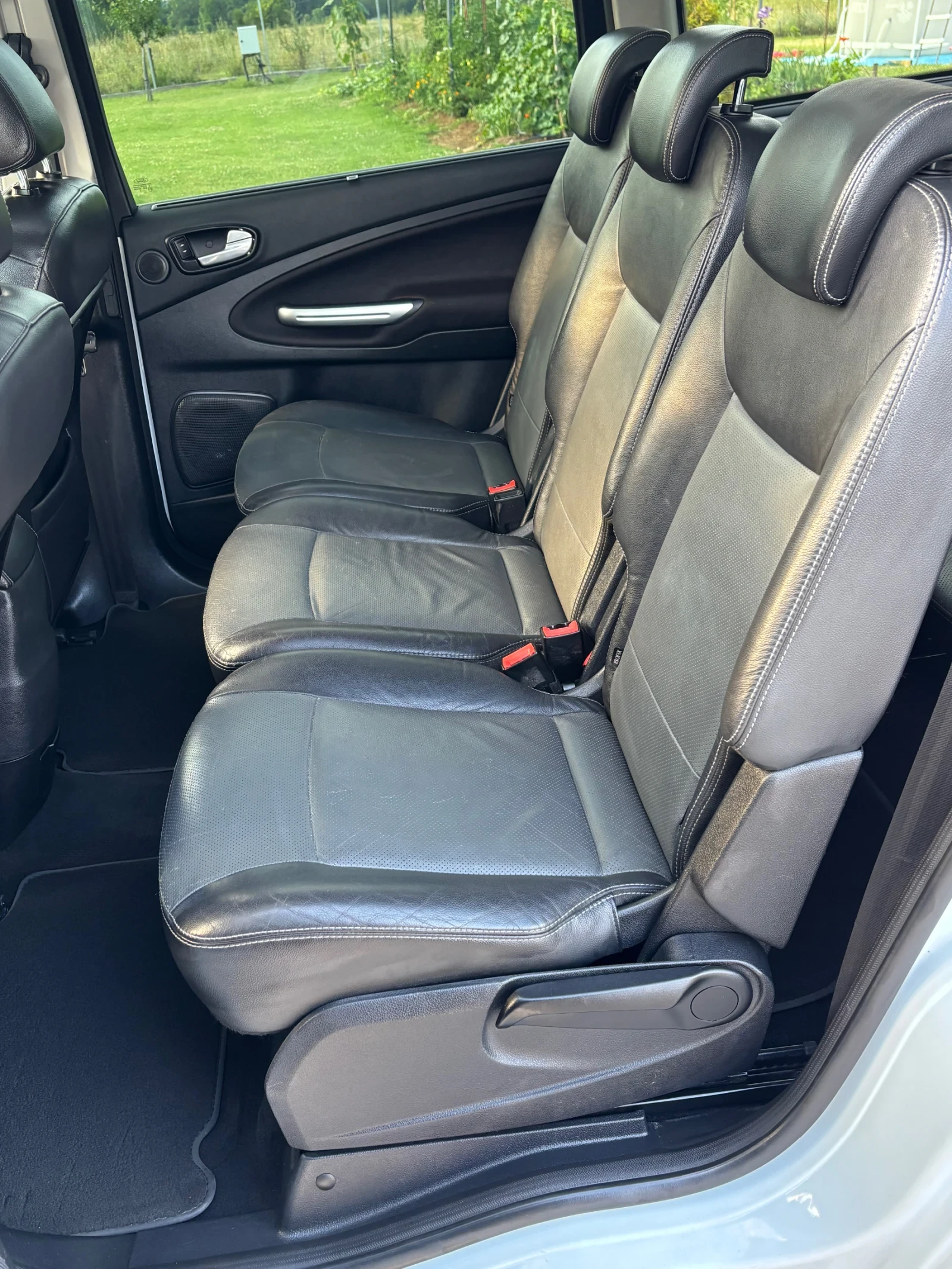 Ford Galaxy 2.0TDCI/Италия/Автомат/Панорама/Подгрев/Кожа, снимка 13 - Автомобили и джипове - 55269261