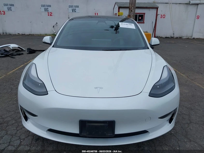 Tesla Model 3 Rear-Wheel Drive, снимка 13 - Автомобили и джипове - 55272158
