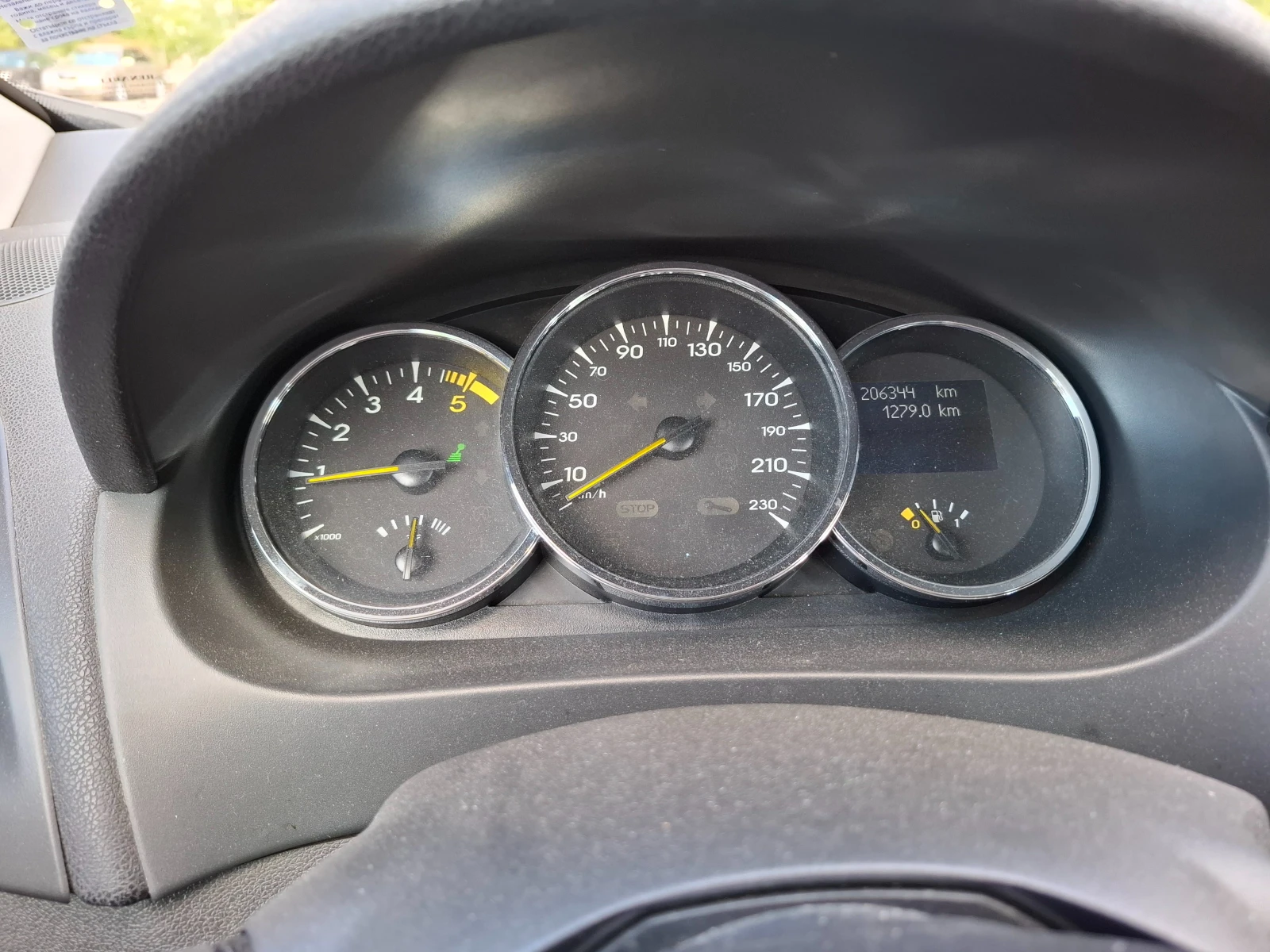 Renault Megane 1.5 dCi, снимка 10 - Автомобили и джипове - 55465539