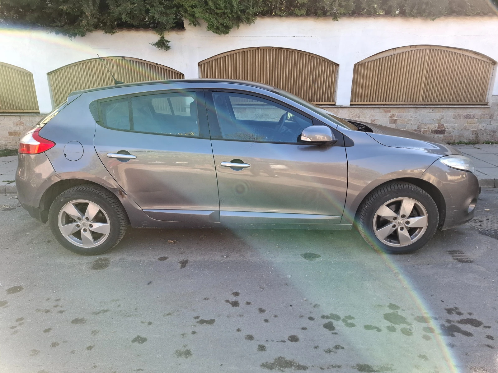 Renault Megane 1.5 dCi, снимка 4 - Автомобили и джипове - 55465539