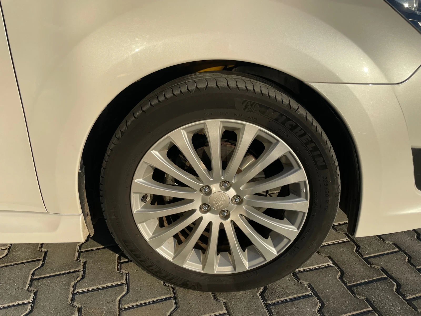 Subaru Legacy 2.5i, снимка 7 - Автомобили и джипове - 55533851