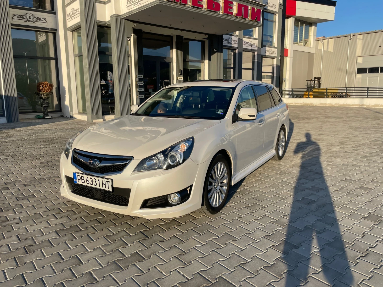 Subaru Legacy 2.5i, снимка 2 - Автомобили и джипове - 55533851