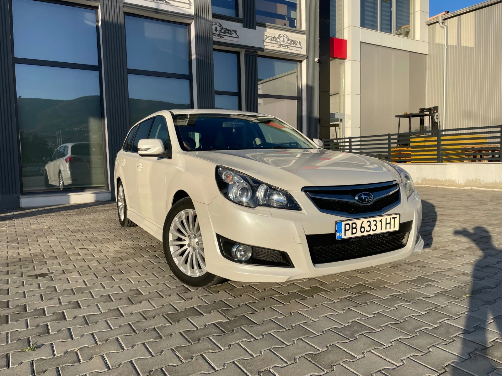 Subaru Legacy 2.5i, снимка 6 - Автомобили и джипове - 55533851
