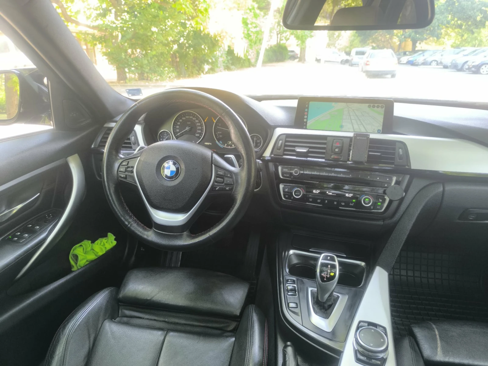BMW 330 F31, снимка 7 - Автомобили и джипове - 55607348