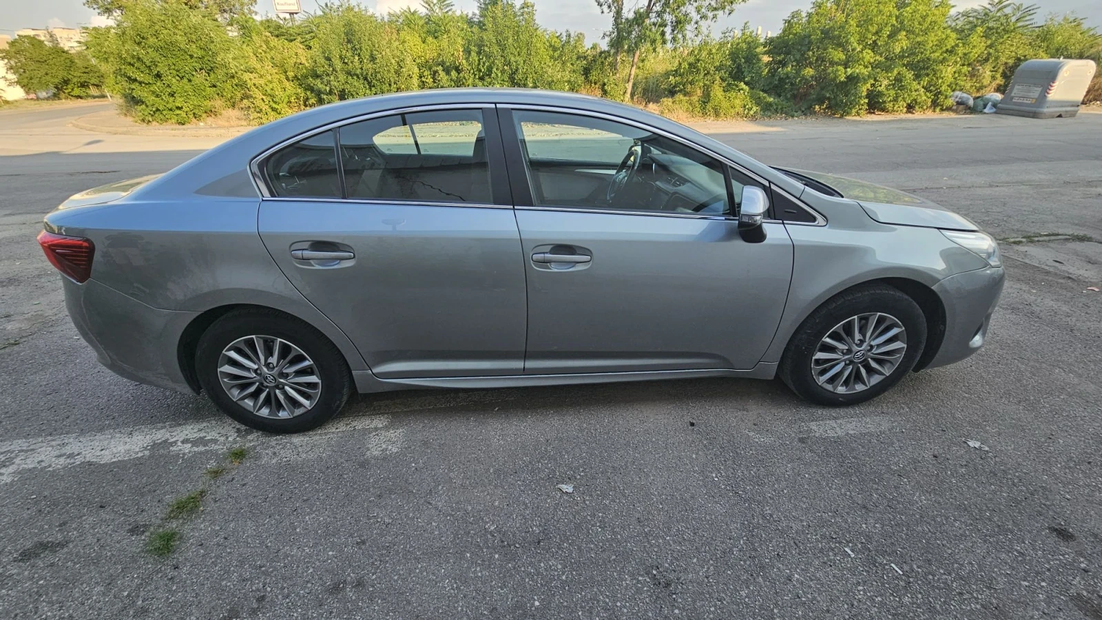 Toyota Avensis, снимка 3 - Автомобили и джипове - 55666322