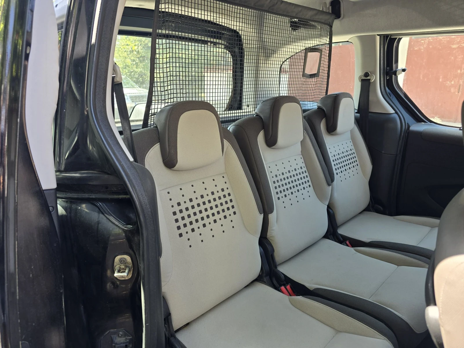 Citroen Berlingo 1.6i, снимка 7 - Автомобили и джипове - 55887157