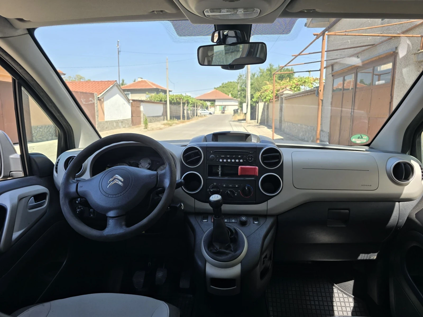 Citroen Berlingo 1.6i, снимка 8 - Автомобили и джипове - 55887157