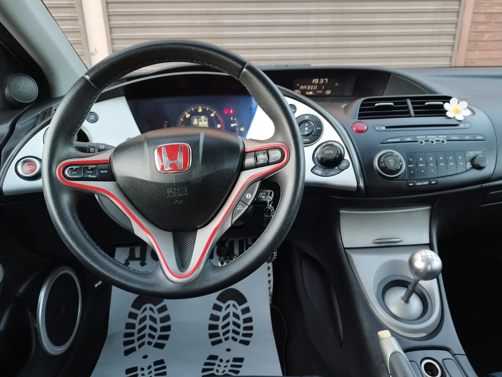 Honda Civic 2.2 CDT-I, 140 к.с., 6 скорости , снимка 9 - Автомобили и джипове - 56060482