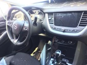 Opel Grandland X 1.6i TURBO, снимка 13