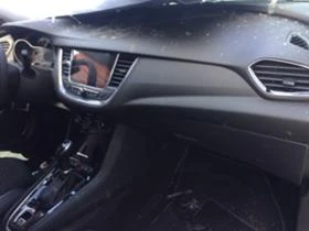 Opel Grandland X 1.6i TURBO, снимка 8