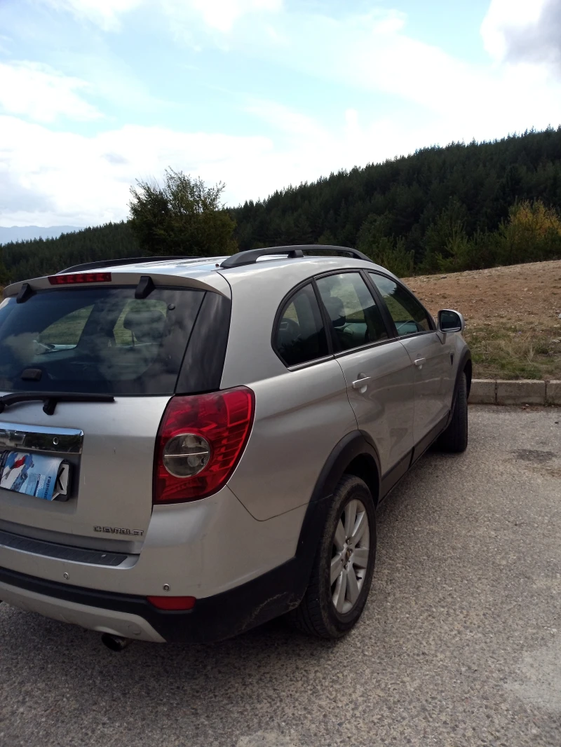 Chevrolet Captiva, снимка 5 - Автомобили и джипове - 48568265