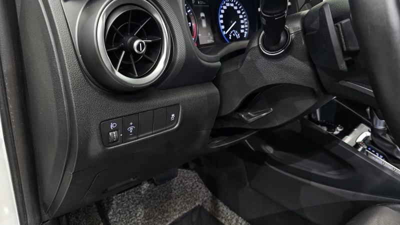 Hyundai Kona 2.0 2WD INSPIRATION autogeorge.com, снимка 14 - Автомобили и джипове - 52391541