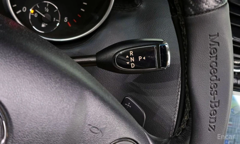 Mercedes-Benz ML 300, снимка 9 - Автомобили и джипове - 53369719