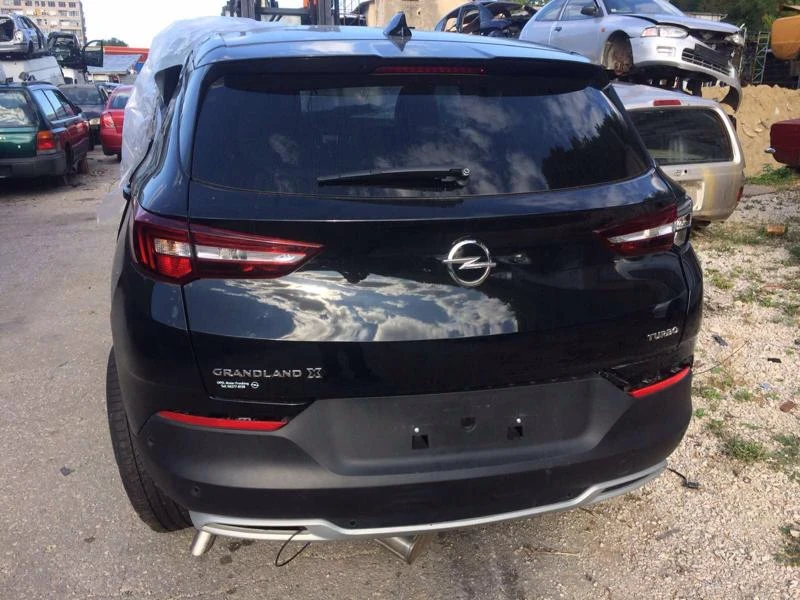 Opel Grandland X 1.6i TURBO, снимка 2 - Автомобили и джипове - 43182172