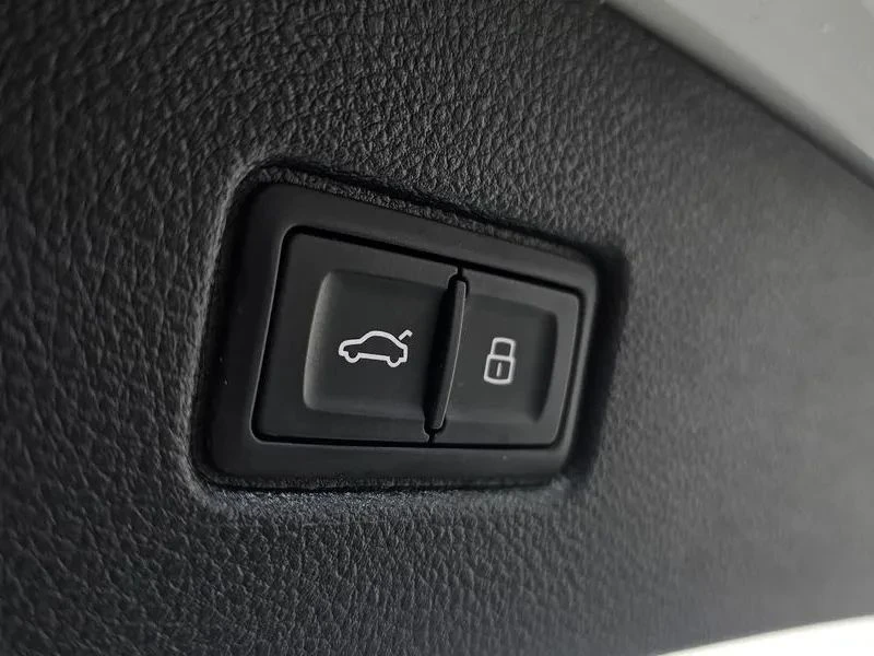 Audi Q7, снимка 16 - Автомобили и джипове - 56689821