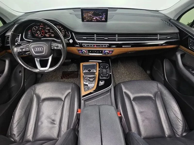 Audi Q7, снимка 7 - Автомобили и джипове - 56689821