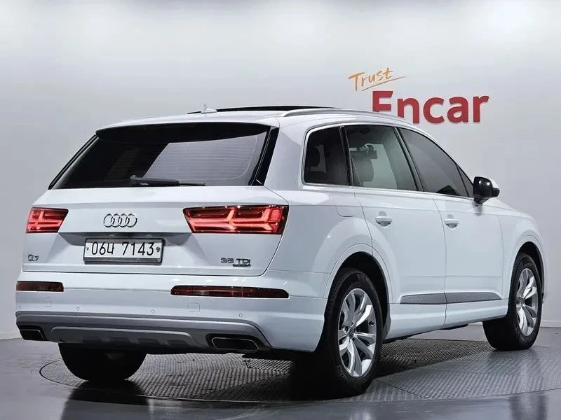 Audi Q7, снимка 2 - Автомобили и джипове - 56689821