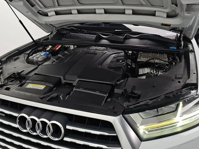 Audi Q7, снимка 6 - Автомобили и джипове - 56689821