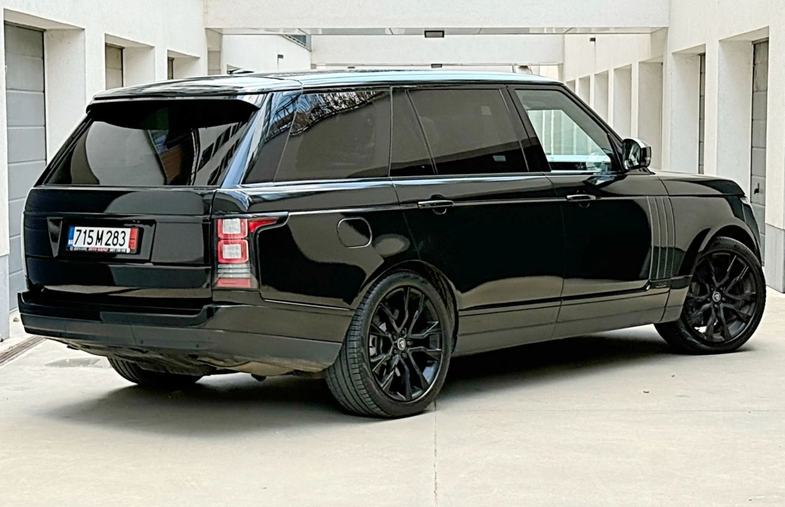 Land Rover Range rover Range Rover VOGUE LONG* 4. 4d V8* MERIDIAN* PANO*  - изображение 9