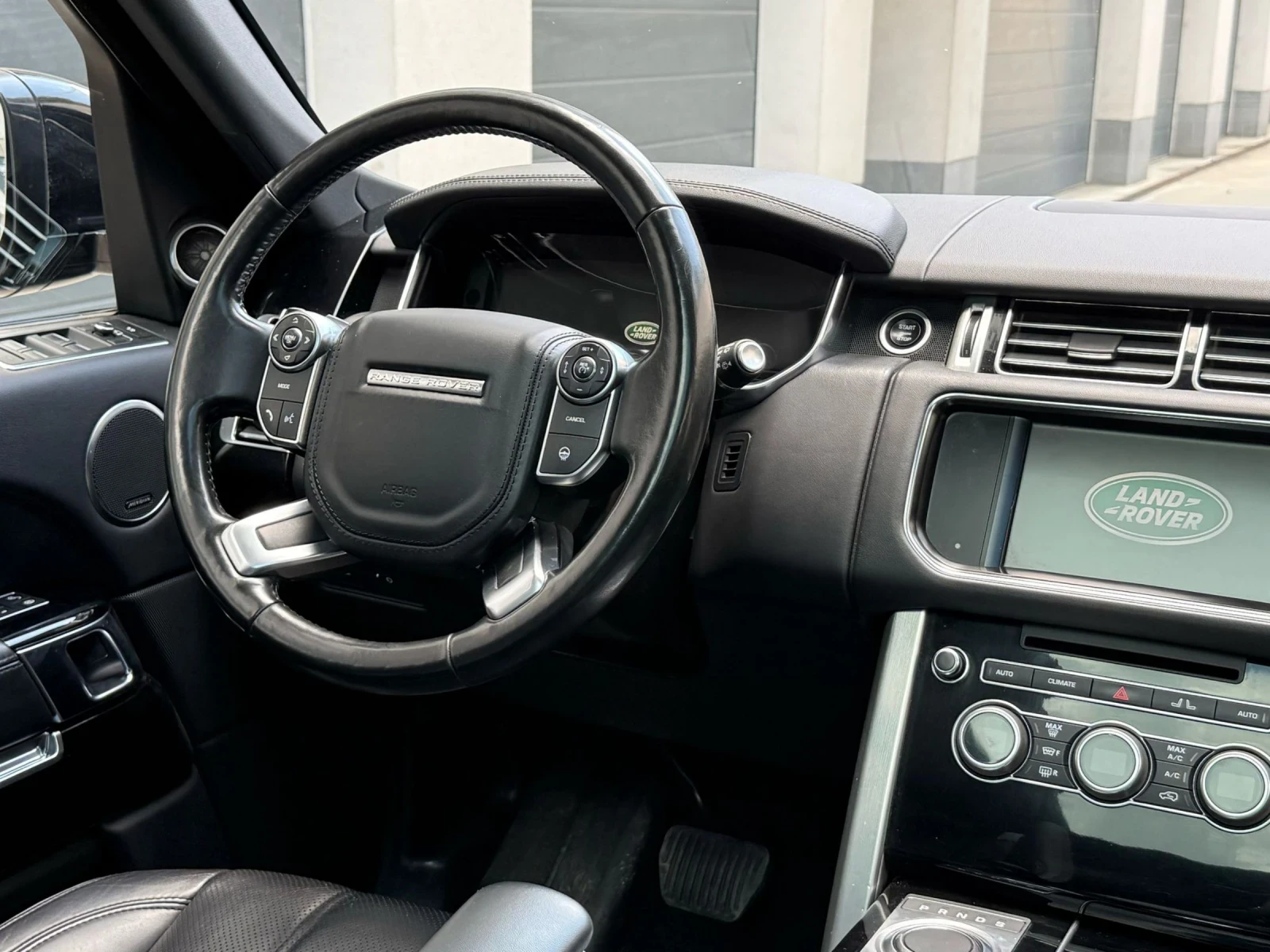 Land Rover Range rover Range Rover VOGUE LONG* 4. 4d V8* MERIDIAN* PANO*  | Mobile.bg   14