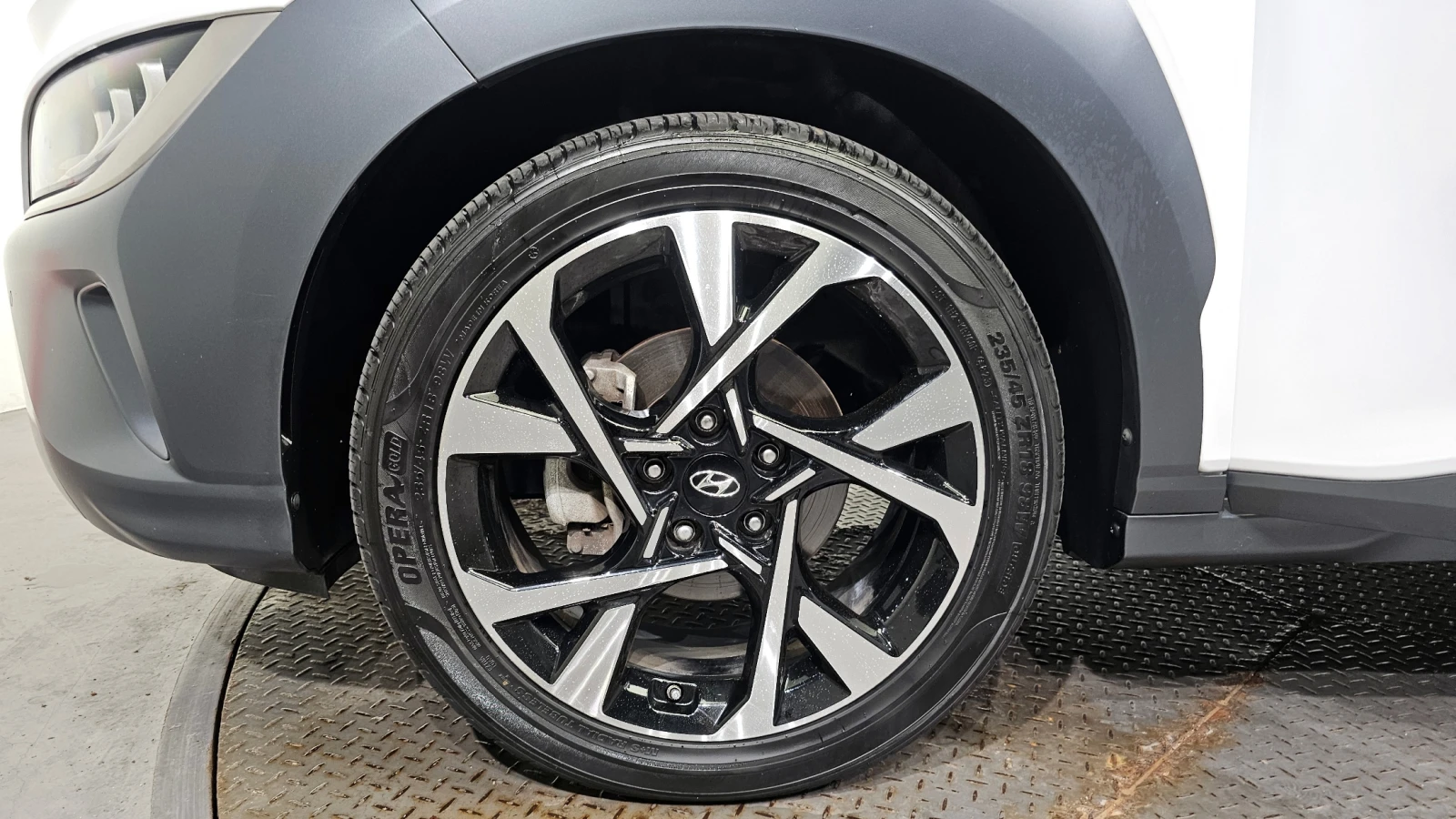 Hyundai Kona 2.0 2WD INSPIRATION - изображение 5