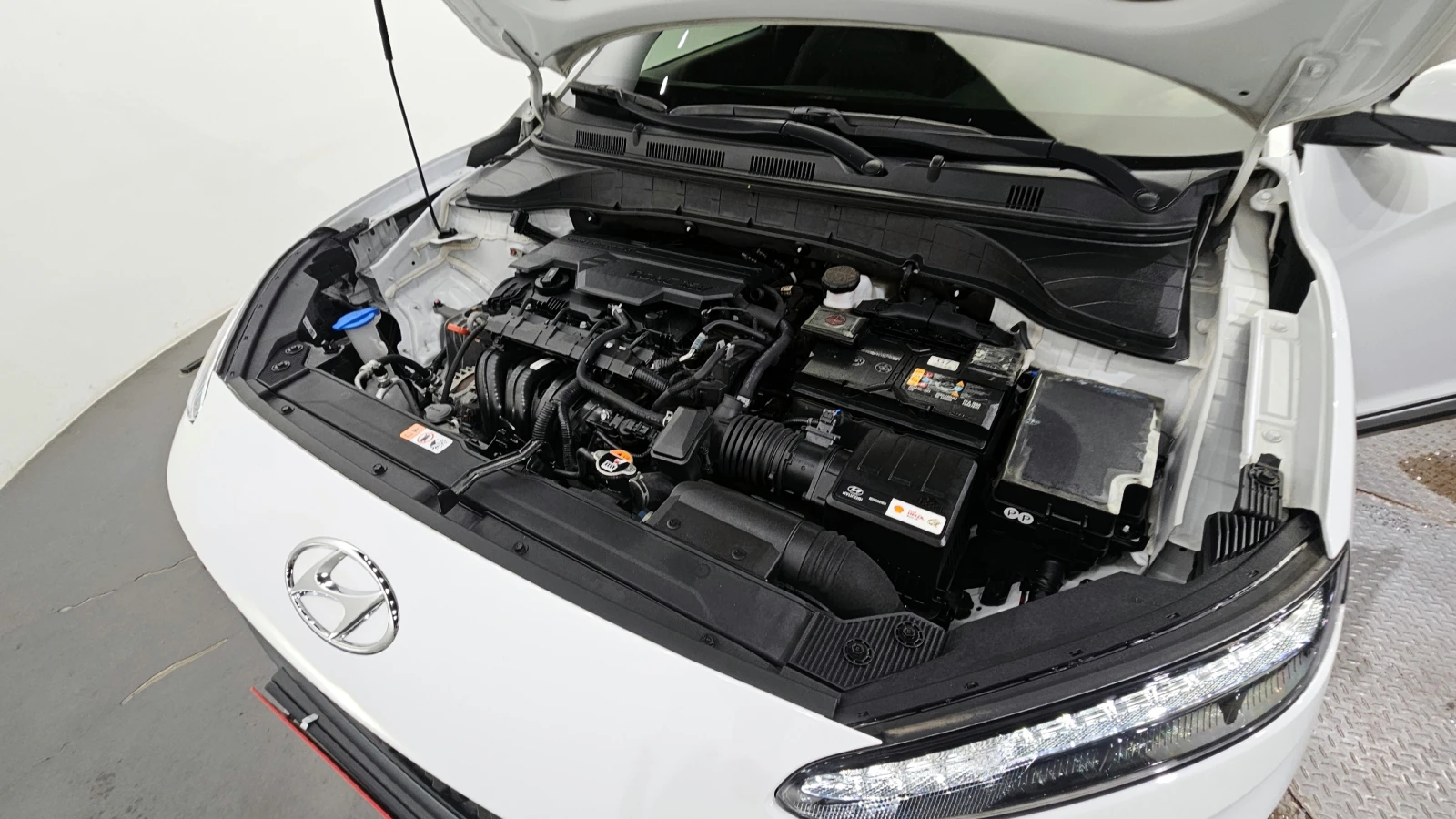 Hyundai Kona 2.0 2WD INSPIRATION - изображение 6