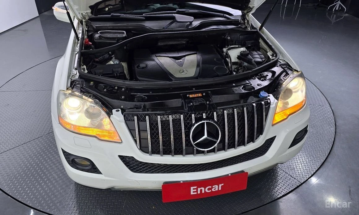 Mercedes-Benz ML 300  - изображение 6
