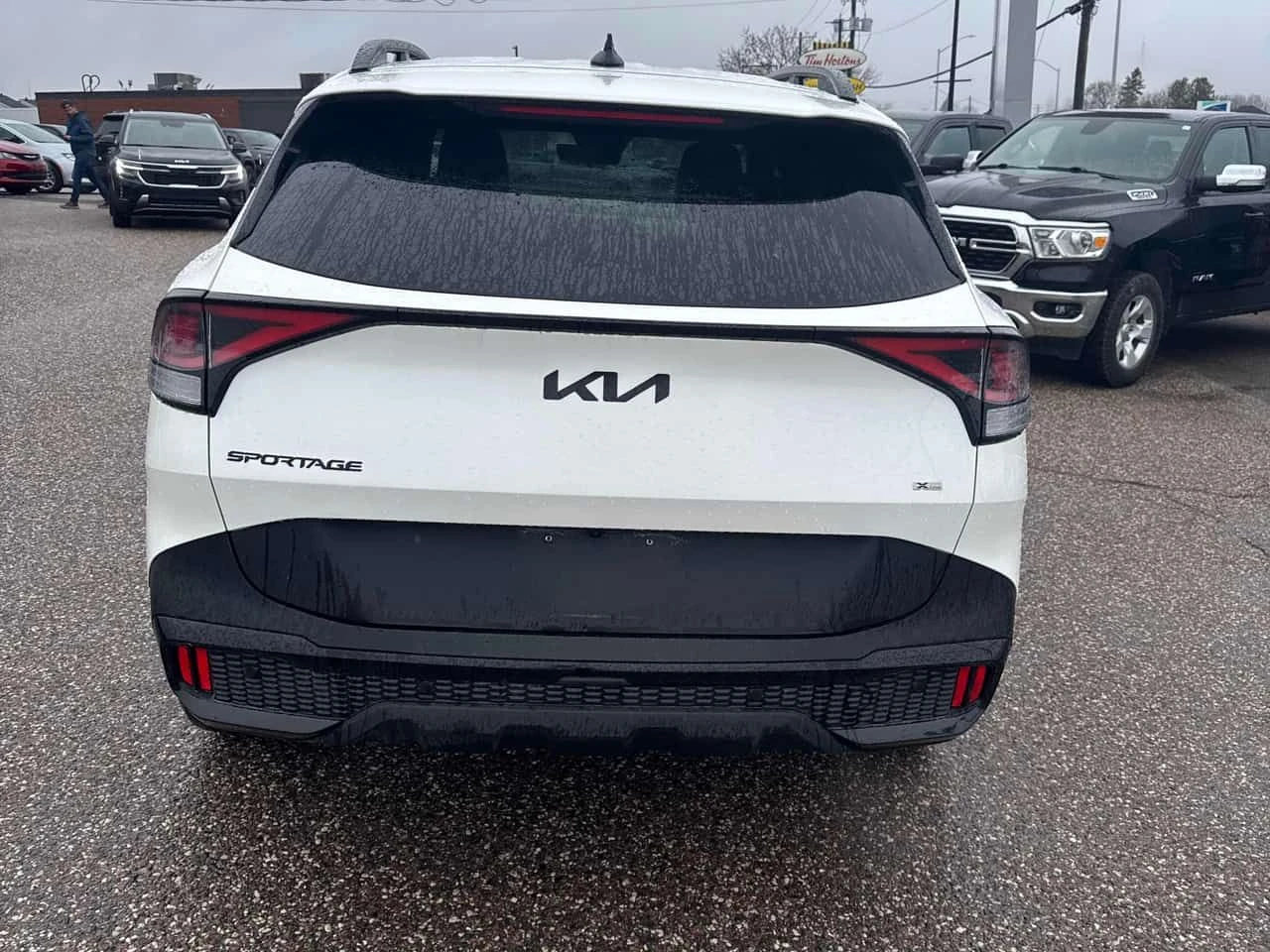 Kia Sportage | X Line AWD | ПОДГРЕВ | CARFAX | ДВА КЛЮЧА | , снимка 4 - Автомобили и джипове - 54409356