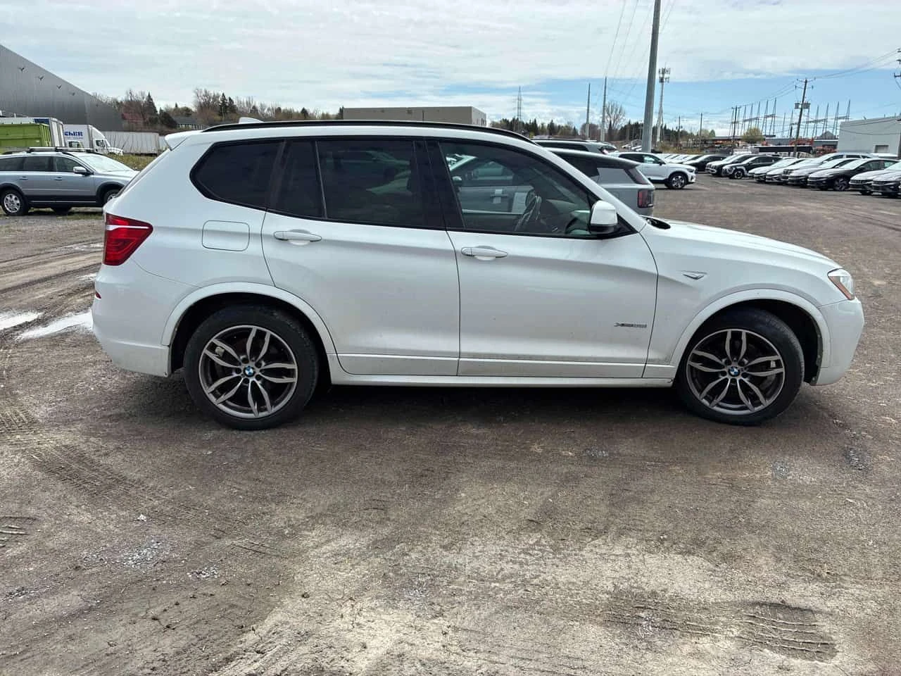 BMW X3 xDrive35i/ПОДГРЕВ/ГУМИ И ДЖАНТИ/CARFAX/ФИНАНСИРАНЕ, снимка 4 - Автомобили и джипове - 54599180