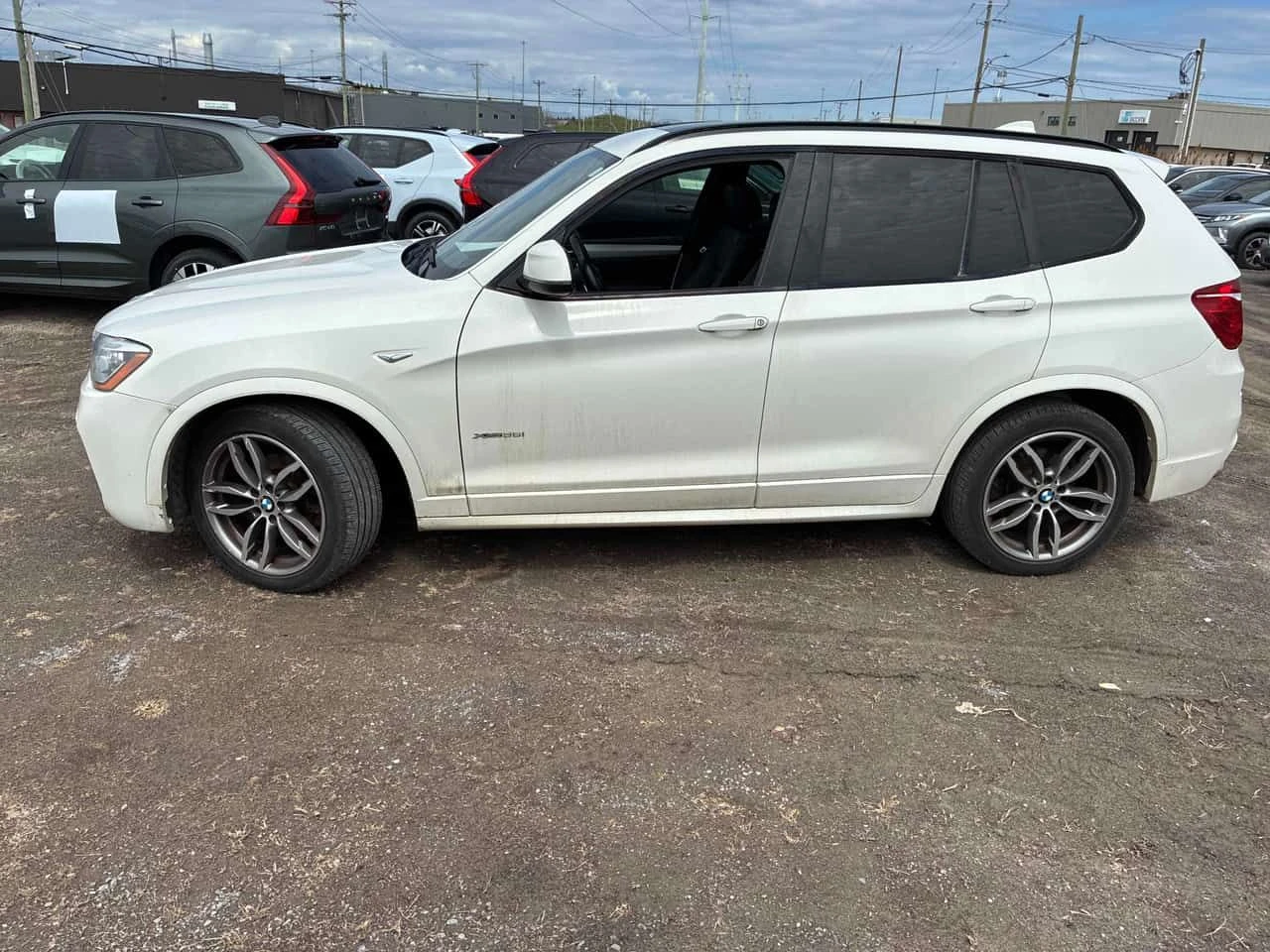 BMW X3 xDrive35i/ПОДГРЕВ/ГУМИ И ДЖАНТИ/CARFAX/ФИНАНСИРАНЕ, снимка 3 - Автомобили и джипове - 54599180